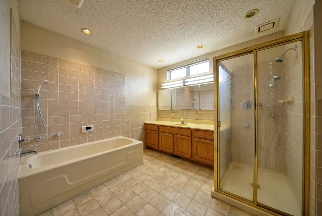 Before — Bathroom Remodel — Encino, Master in Design portfolio