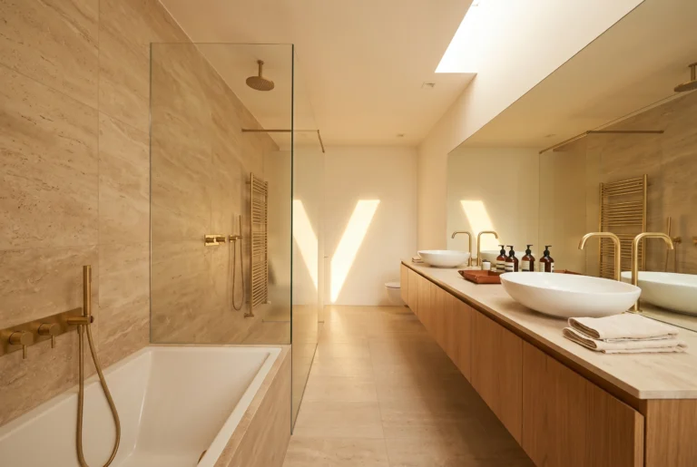 Home — Master in Design Bathroom Gallery — Master in Design portfolio, Tarzana CA